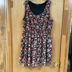 Floral pattern dress